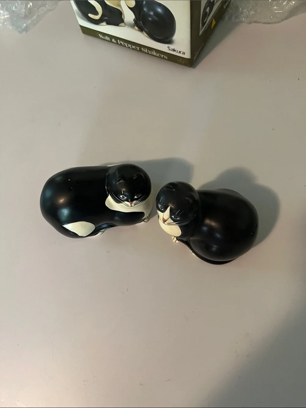 Sakura Black & White Cat Salt and Pepper Shaker Set